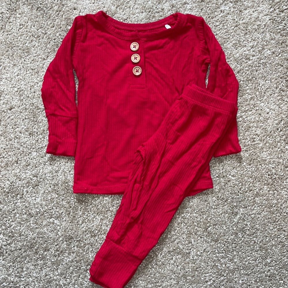 Posh Peanut Crimson two piece lounge set